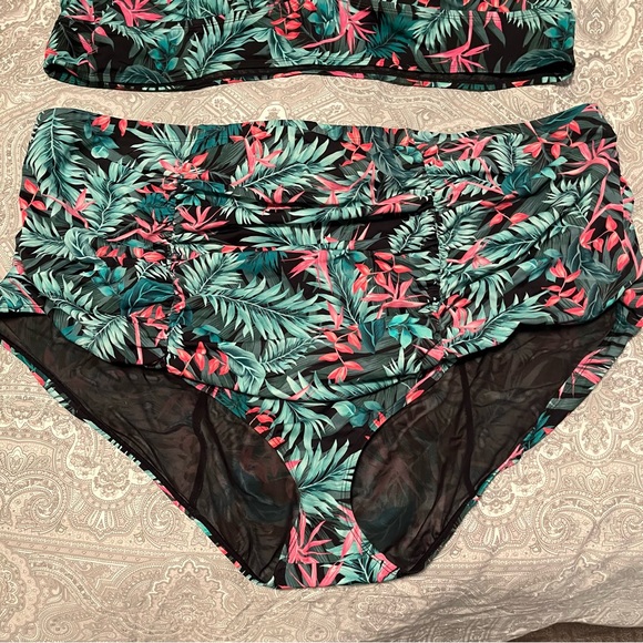 Torrid 6 two piece bikini. High waisted swim brief and supportive top. - Picture 3 of 7